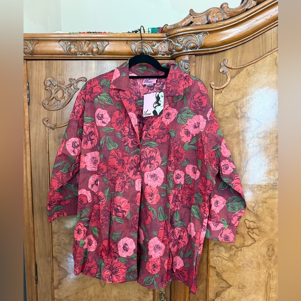 Vixen Micheline Pitt - Edward Scissorhands chocolate rose blouse NWT